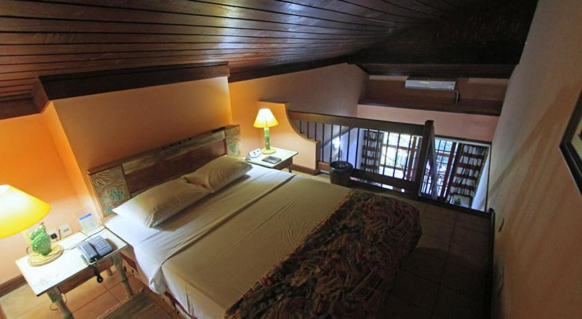 Mezzanine,1089932258:JPEG
